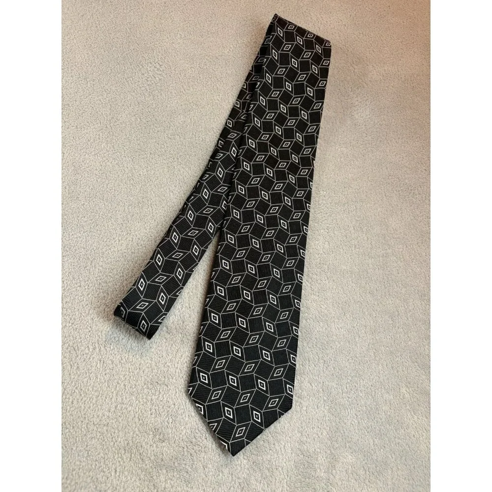 Jos A Bank Men’s 100% Silk Necktie Fast Shipping! Luxury Geometric Tie‎